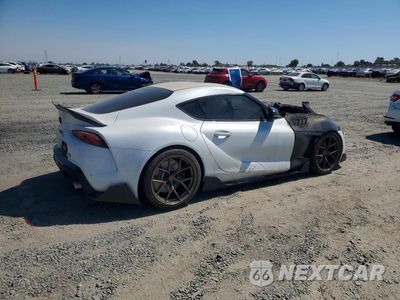 Trzecie zdjęcie samochodu z tyłu: 2021 TOYOTA GR SUPRA 3.0 PREMIUM VIN:WZ1DB0C00MW041918 - miniatura