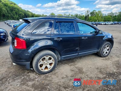 Trzecie zdjęcie samochodu z tyłu: 2013 FORD EDGE SE VIN:2FMDK4GC1DBC63990 - miniatura