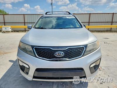 Piąte zdjęcie samochodu w środku: 2011 KIA SORENTO SX VIN:5XYKW4A24BG122646 - miniatura
