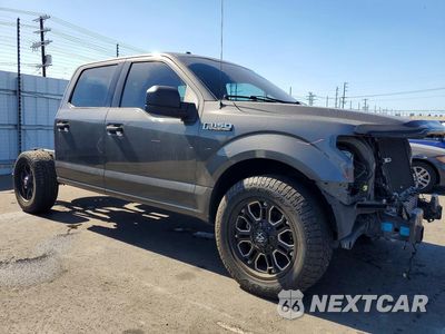 Czwarte zdjęcie samochodu z boku: 2018 FORD F150 SUPERCREW VIN:1FTEW1CP5JKC71144 - miniatura