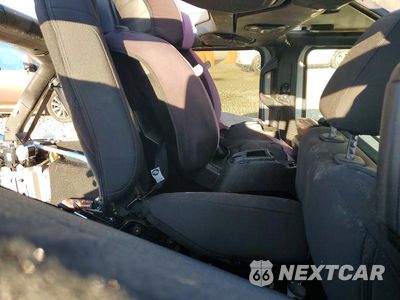 Zdjęcie 11 z 13 samochodu: 2018 JEEP WRANGLER UNLIMITED SPORT VIN:1C4HJXDGXJW136828 - miniatura