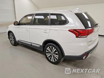 Drugie zdjęcie samochodu z przodu: 2020 MITSUBISHI OUTLANDER ES VIN:JA4AD2A36LZ018865 - miniatura
