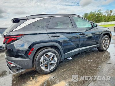 Trzecie zdjęcie samochodu z tyłu: 2026 HYUNDAI TUCSON SEL VIN:5NMJB3DE5TH706861 - miniatura