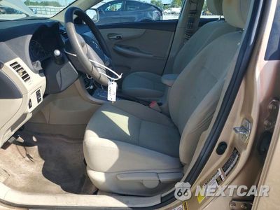 Zdjęcie 7 z 13 samochodu: 2012 TOYOTA COROLLA LE VIN:2T1BU4EE1CC775927 - miniatura
