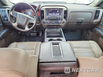 Zdjęcie 8 z 13 samochodu: 2016 GMC SIERRA K2500 DENALI VIN:1GT12UE88GF303068 - miniatura