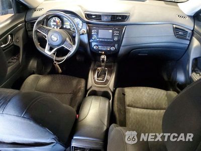 Zdjęcie 8 z 13 samochodu: 2017 NISSAN ROGUE SV VIN:KNMAT2MV5HP591619 - miniatura