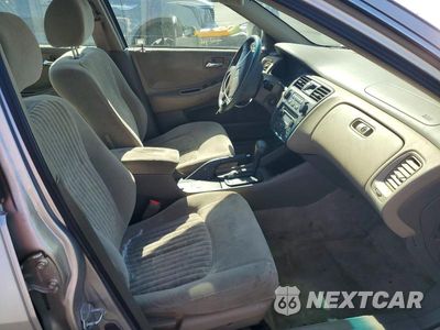 Zdjęcie 7 z 12 samochodu: 1998 HONDA ACCORD EX VIN:1HGCG6679WA158017 - miniatura