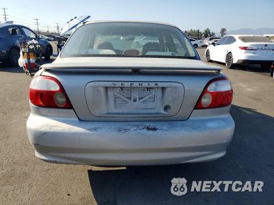 Zdjęcie 6 z 12 samochodu: 2001 KIA SEPHIA BASE VIN:KNAFB121015079784 - miniatura