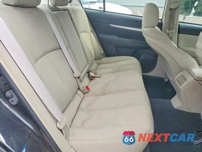 Zdjęcie 10 z 12 samochodu: 2010 SUBARU LEGACY 2.5I PREMIUM VIN:4S3BMBG62A3213339 - miniatura