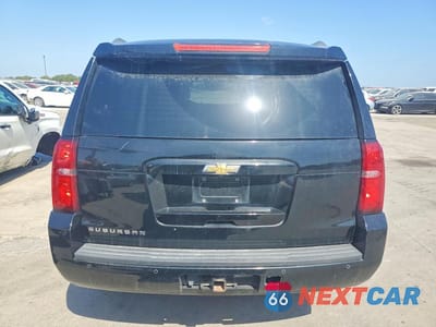 Zdjęcie 6 z 13 samochodu: 2015 CHEVROLET SUBURBAN C1500 LT VIN:1GNSCJKCXFR709768 - miniatura