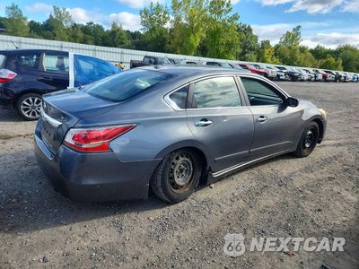 Trzecie zdjęcie samochodu z tyłu: 2015 NISSAN ALTIMA 2.5 S VIN:1N4AL3AP2FN337716 - miniatura