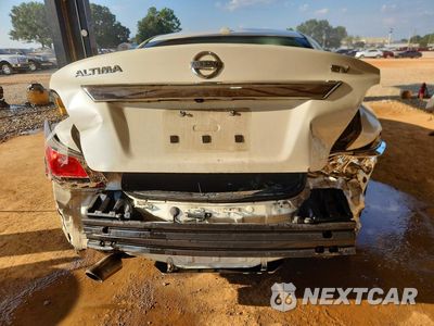Zdjęcie 6 z 12 samochodu: 2015 NISSAN ALTIMA 2.5 SV VIN:1N4AL3AP8FC191298 - miniatura