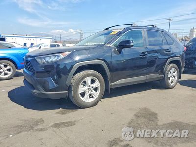 2021 TOYOTA RAV4 XLE 2T3W1RFV7MC156425 - główne zdjęcie licytacji z USA - miniatura