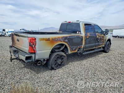 Trzecie zdjęcie samochodu z tyłu: 2025 FORD F350 SUPER DUTY VIN:1FT8W3BT3SED94531 - miniatura