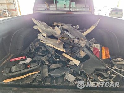 Zdjęcie 10 z 13 samochodu: 2006 CHEVROLET SILVERADO C1500 VIN:3GCEC14T56G157387 - miniatura