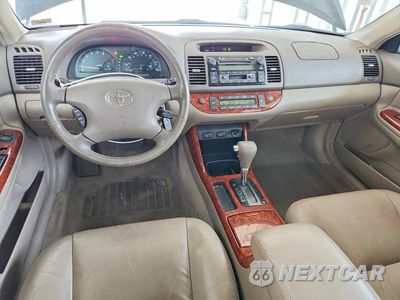 Zdjęcie 8 z 12 samochodu: 2002 TOYOTA CAMRY XLE V6 VIN:4T1BF32K82U032631 - miniatura