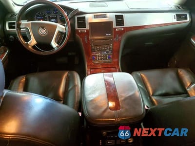 Zdjęcie 8 z 12 samochodu: 2008 CADILLAC ESCALADE EXT VIN:3GYFK62848G268139 - miniatura