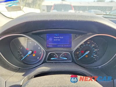 Zdjęcie 9 z 12 samochodu: 2013 FORD FOCUS SE VIN:1FADP3K21DL233893 - miniatura