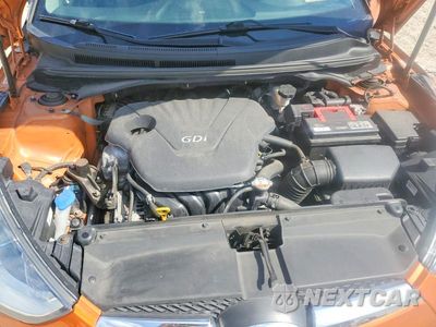 Zdjęcie 11 z 12 samochodu: 2013 HYUNDAI VELOSTER BASE VIN:KMHTC6AD5DU170941 - miniatura