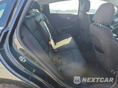 Zdjęcie 10 z 13 samochodu: 2018 CHEVROLET MALIBU LT VIN:1G1ZD5ST1JF105301 - miniatura