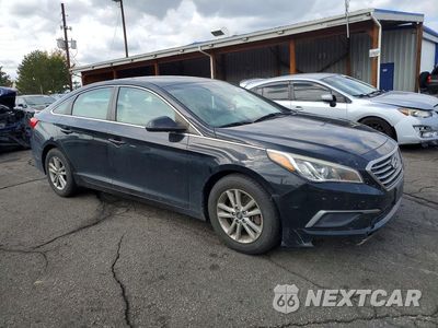 Czwarte zdjęcie samochodu z boku: 2016 HYUNDAI SONATA SE VIN:5NPE24AF2GH369319 - miniatura