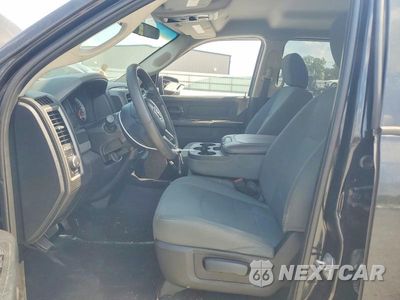 Zdjęcie 7 z 12 samochodu: 2018 RAM 1500 ST VIN:1C6RR6FT3JS169167 - miniatura