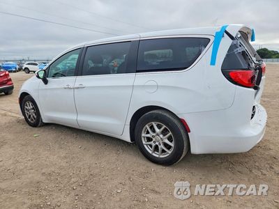 Drugie zdjęcie samochodu z przodu: 2017 CHRYSLER PACIFICA LX VIN:2C4RC1CGXHR598077 - miniatura