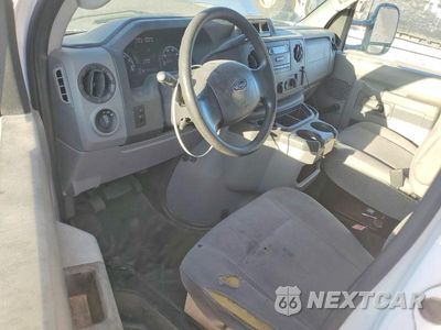 Zdjęcie 8 z 13 samochodu: 2015 FORD E350 DELIVERY TRUCK VIN:1FDWE3FL1FDA19510 - miniatura