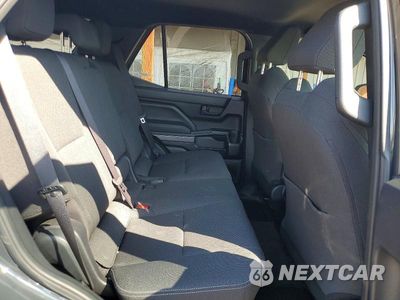Zdjęcie 11 z 13 samochodu: 2025 TOYOTA 4RUNNER SR5 VIN:JTEVA5BR1S5016611 - miniatura