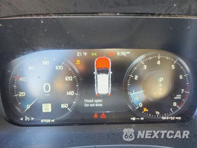 Zdjęcie 9 z 14 samochodu: 2021 VOLVO XC60 T5 MOMENTUM VIN:YV4102DK2M1697163 - miniatura