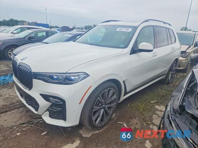 2020 BMW X7 M50I 5UXCX6C01LLE35590 - główne zdjęcie licytacji z USA - miniatura