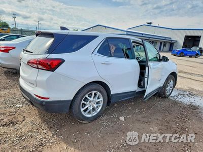 Trzecie zdjęcie samochodu z tyłu: 2024 CHEVROLET EQUINOX LT VIN:3GNAXUEG1RL268687 - miniatura