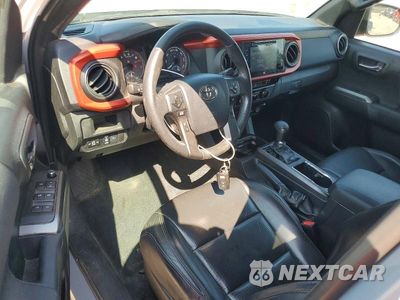 Zdjęcie 8 z 12 samochodu: 2018 TOYOTA TACOMA TRD SPORT VIN:3TMBZ5DN7JM017071 - miniatura