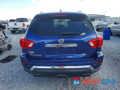Zdjęcie 6 z 13 samochodu: 2018 NISSAN PATHFINDER SV VIN:5N1DR2MN3JC603402 - miniatura