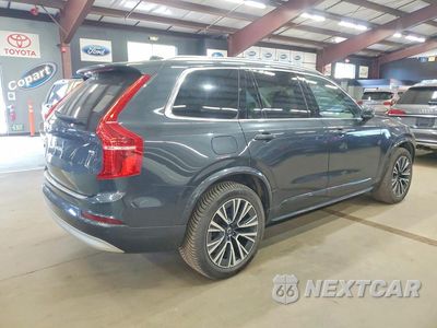 Trzecie zdjęcie samochodu z tyłu: 2022 VOLVO XC90 T5 MOMENTUM VIN:YV4102PK5N1849319 - miniatura