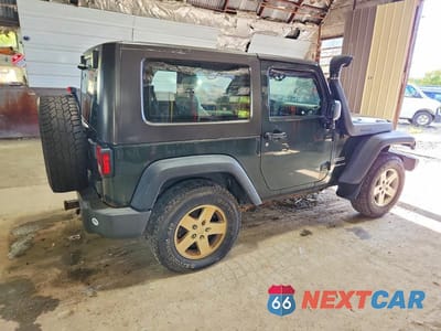 Trzecie zdjęcie samochodu z tyłu: 2010 JEEP WRANGLER SPORT VIN:1J4AA2D16AL202478 - miniatura