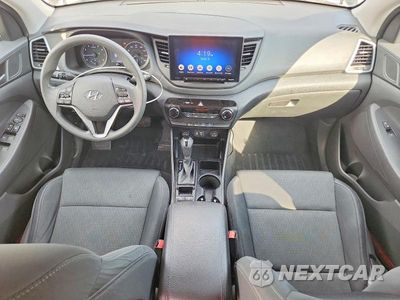 Zdjęcie 8 z 12 samochodu: 2016 HYUNDAI TUCSON ECO VIN:KM8J3CA2XGU233587 - miniatura