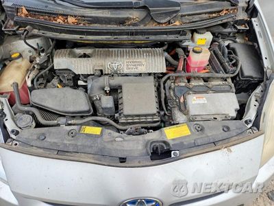 Zdjęcie 11 z 12 samochodu: 2010 TOYOTA PRIUS II VIN:JTDKN3DU2A0054118 - miniatura