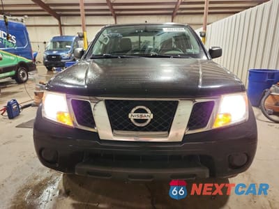 Piąte zdjęcie samochodu w środku: 2018 NISSAN FRONTIER SV VIN:1N6AD0EV9JN736448 - miniatura