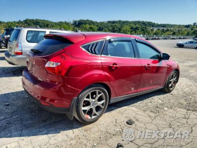 Trzecie zdjęcie samochodu z tyłu: 2014 FORD FOCUS SE VIN:1FADP3K20EL234129 - miniatura