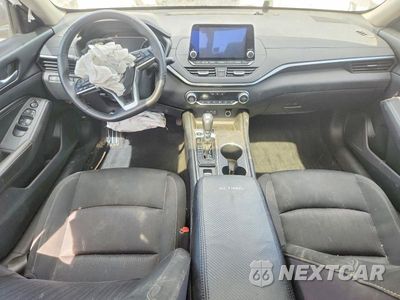 Zdjęcie 8 z 13 samochodu: 2019 NISSAN ALTIMA SV VIN:1N4BL4DV7KC121886 - miniatura