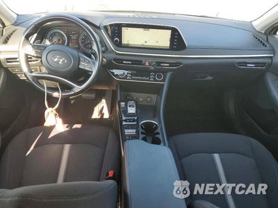 Zdjęcie 8 z 12 samochodu: 2023 HYUNDAI SONATA HYBRID SEL VIN:KMHL34JJ1PA073591 - miniatura