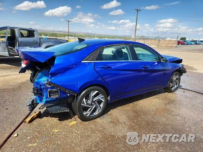 Trzecie zdjęcie samochodu z tyłu: 2024 HYUNDAI ELANTRA SEL VIN:KMHLS4DG7RU780537 - miniatura