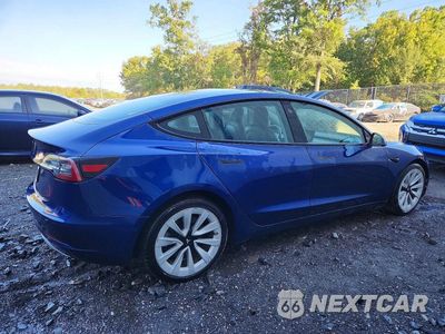 Trzecie zdjęcie samochodu z tyłu: 2022 TESLA MODEL 3 VIN:5YJ3E1EA5NF368933 - miniatura