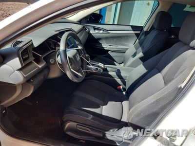 Zdjęcie 7 z 12 samochodu: 2018 HONDA CIVIC EX VIN:19XFC2F73JE037148 - miniatura
