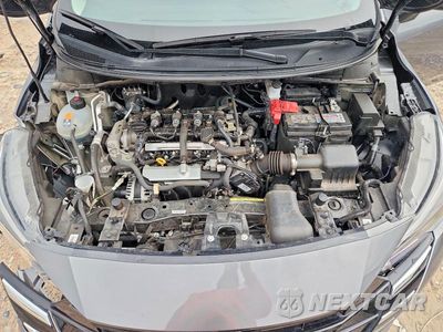 Zdjęcie 11 z 12 samochodu: 2025 NISSAN VERSA SV VIN:3N1CN8EV6SL826619 - miniatura