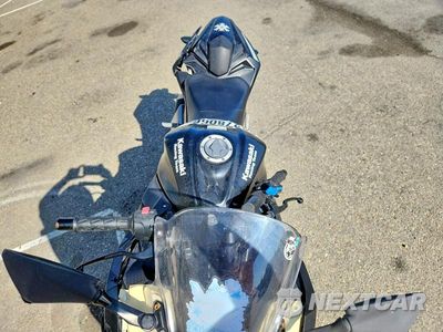 Piąte zdjęcie samochodu w środku: 2017 KAWASAKI EX300 B VIN:JKAEX8B10HDA37024 - miniatura