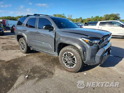Czwarte zdjęcie samochodu z boku: 2025 TOYOTA 4RUNNER SR5 VIN:JTEVA5BR8S5006433 - miniatura