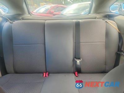 Zdjęcie 10 z 13 samochodu: 2005 FORD FOCUS ZX3 VIN:3FAHP31N15R125919 - miniatura