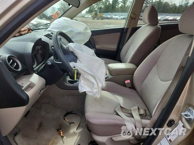 Zdjęcie 7 z 12 samochodu: 2007 TOYOTA RAV4 BASE VIN:JTMBD33V075123994 - miniatura